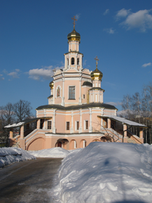 Церковь святых благоверных Бориса и Глеба  в Зюзино. Фотография автора. 2013 год