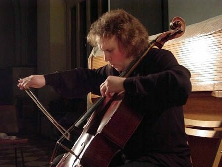 Gallery Денис Шаповалов посвящает новый альбом всем людям без исключений
