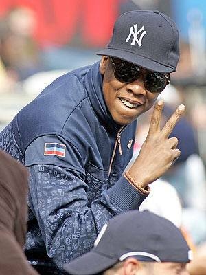 Gallery Jay-Z подарил обручальное кольцо за 2.5 миллиона фунтов